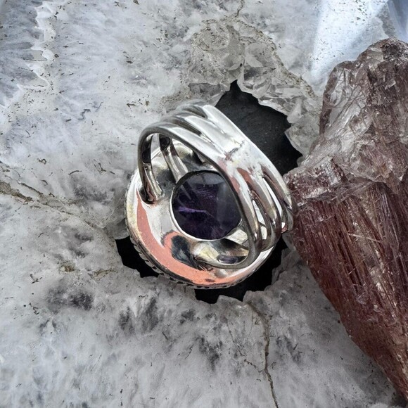 Sterling Southwestern Style Round Amethyst Decorated Ring Size 8.75 For Women - Picture 7 of 10